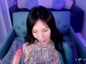 Chaturbate Watch Live Sex Cams of harliequinnx