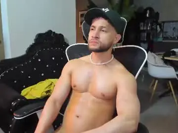 Chaturbate Free Live Porn of paul_reyborg