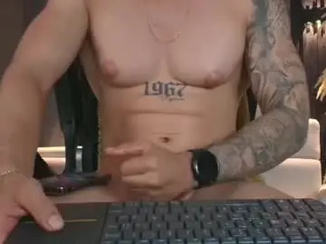 Chaturbate Watch Live Sex Cams of camiloalvarezzz3