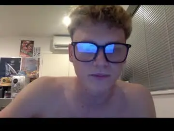 Chaturbate Live Sex Cam of chaz088