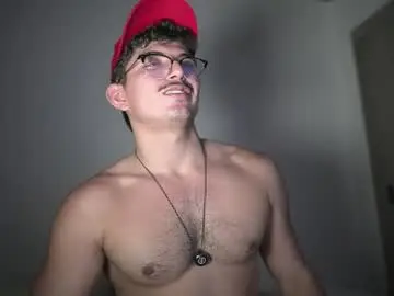 Chaturbate Live Sex Cam of simoon_01