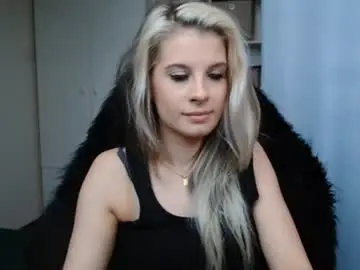 Chaturbate Watch Live Sex Cams of kristineamore