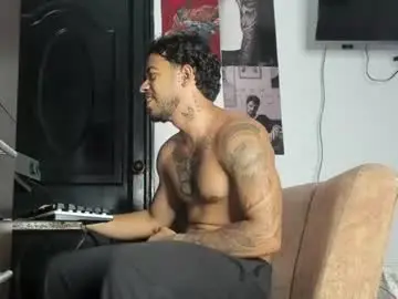 Chaturbate Sex Chat of davide_daniels
