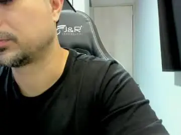 Chaturbate Free Porn Cam of adam_clarke