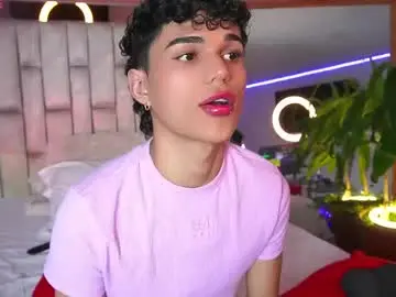 Chaturbate Live Sex Cam of kai_onfire