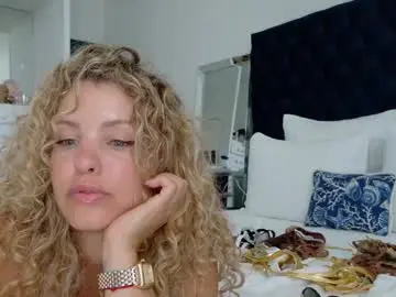 Chaturbate Best live sex cam show of theislandgirl