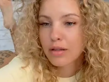 Chaturbate Live Porn of theislandgirl