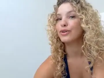Chaturbate Nude Webcam of theislandgirl