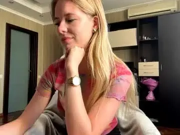 Chaturbate Free Porn Cam of iveydiefendorf