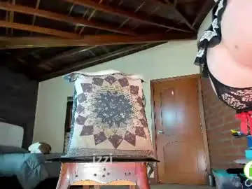 Chaturbate Free Porn Cam of little_izzi