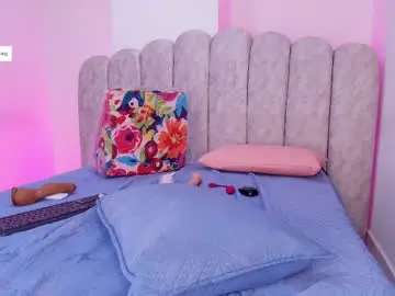 Chaturbate Watch Live Sex Cams of karla_hilton01