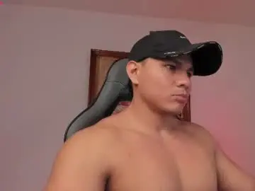 Chaturbate Sex Cam of roy__constance