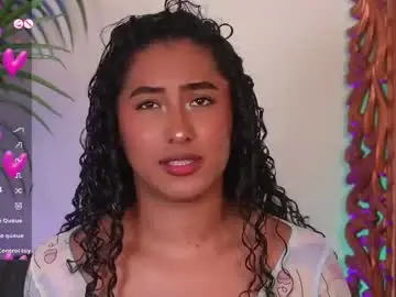 Chaturbate Watch Live Sex Cams of soyjuliana19
