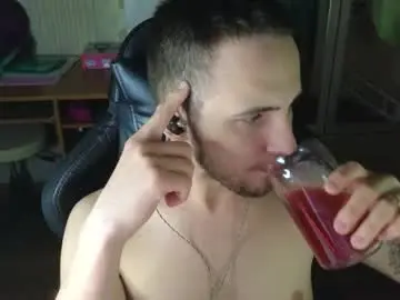 Chaturbate Sex Cam of golden_boyyy21