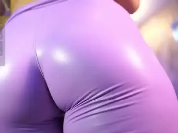 Chaturbate Adult Video Chat of mia_coliin