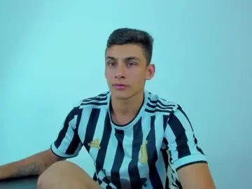 Chaturbate Nude Webcam of max_wild01