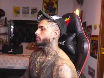 Chaturbate Sex Chat of logan_hugh8