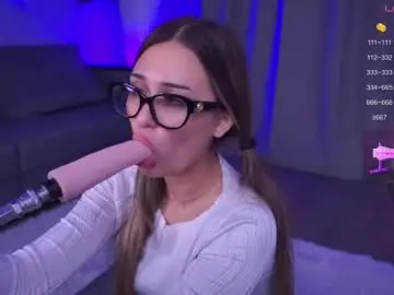 Chaturbate Adult Webcam of nerdy_freyua