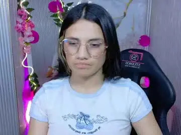 Chaturbate Nude Webcam of chiara_tay