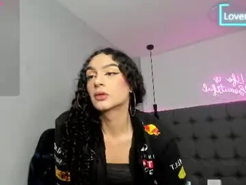 Chaturbate Live Sex of scarletcherry18