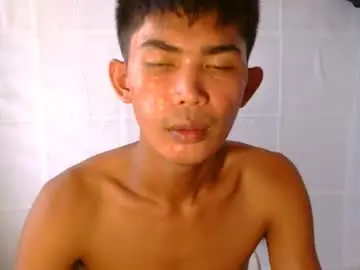 Chaturbate Live Sex Cam of asianhotbigcock