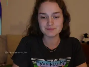 Chaturbate Nude Webcam of bellebabyboo