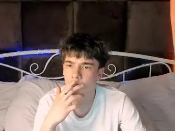 Chaturbate Watch Live Sex Cams of robbie_reyes