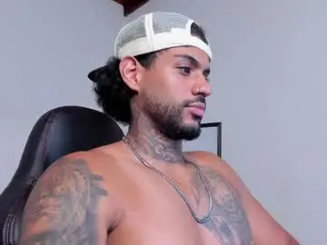 Chaturbate Free Porn Cam of luigi1_