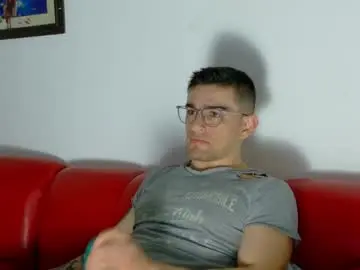 Chaturbate Adult Video Chat of daniel_ova