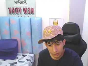 Chaturbate Live Porn of liam_play