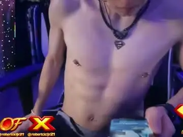 Chaturbate Nude Webcam of robertcicijr21