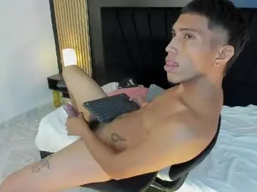 Chaturbate Live Sex of dilanx18