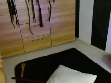 Chaturbate Nude Webcam of cuteisabella_a
