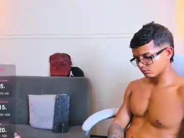 Chaturbate Free Porn Cam of paradise_boy_s