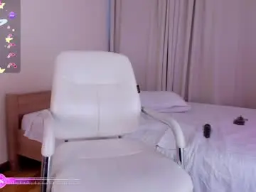 Chaturbate Live Porn of moonlight8_