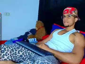 Chaturbate Free Porn Cam of roy_barney