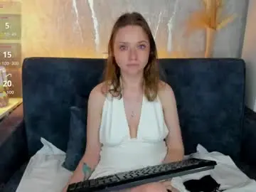 Chaturbate Live Sex Cam of bella_ramsi