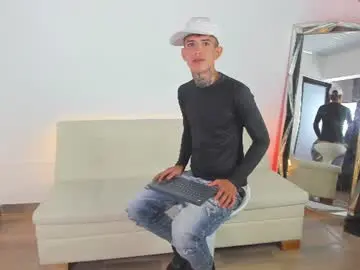 Chaturbate Best live sex cam show of darwin_stark