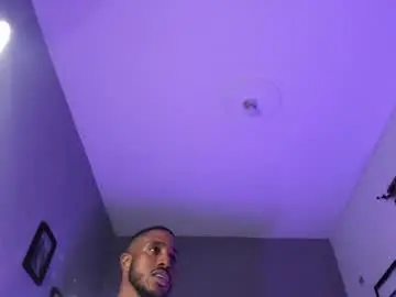 Chaturbate Free Live Porn of adamart7