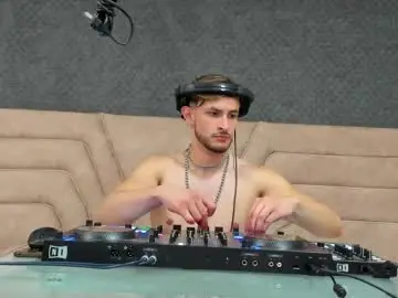 Chaturbate Live Sex of axel_porn_