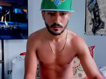 Chaturbate Free Live Porn of david_johnson372