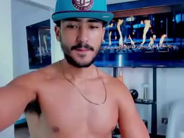 Chaturbate Free Porn Cam of david_johnson372