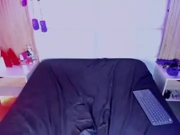 Chaturbate Best live sex cam show of emilyalleen