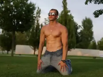 Chaturbate Sex Cam of marc105100