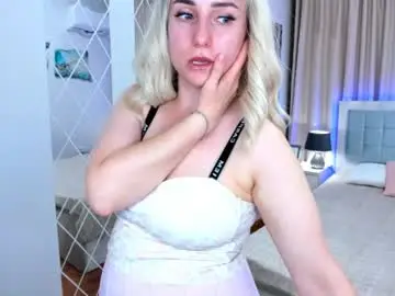 Chaturbate Nude Webcam of milenadaisy