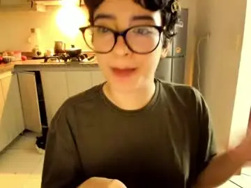 Chaturbate Best live sex cam show of petitee_lunna