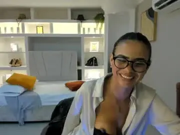 Chaturbate Nude Webcam of stefie_miss