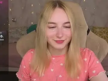 Chaturbate Sex Chat of shy__polly