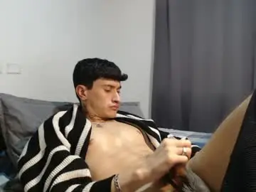 Chaturbate Watch Live Sex Cams of taylor_024