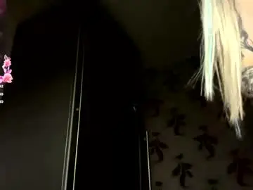 Chaturbate Live Sex Cam of hip_hop_baby